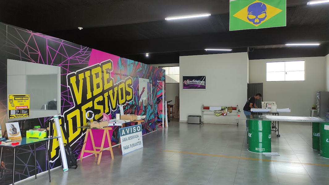 Foto da capa de VIBE ADESIVOS